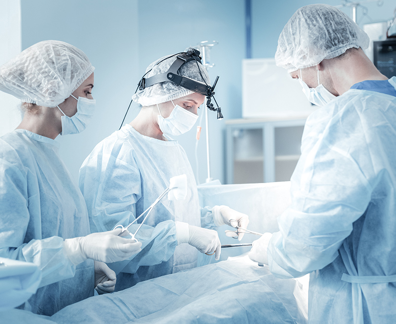 Стерильны ли изолирующие халаты?